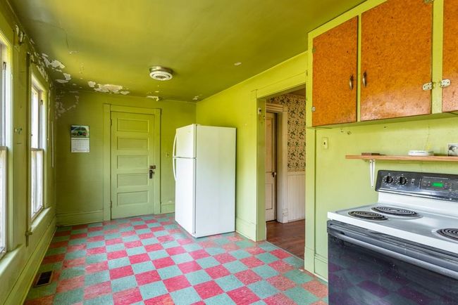 253 Church St, House other with 5 bedrooms, 1 bathrooms and null parking in TIMBERVILLE VA | Image 8