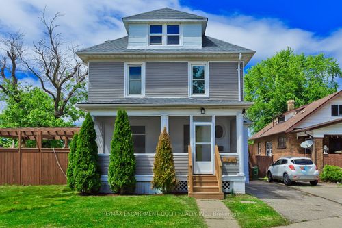 4743 Ryerson Cres, Niagara Falls, ON, L2E1E6 | Card Image