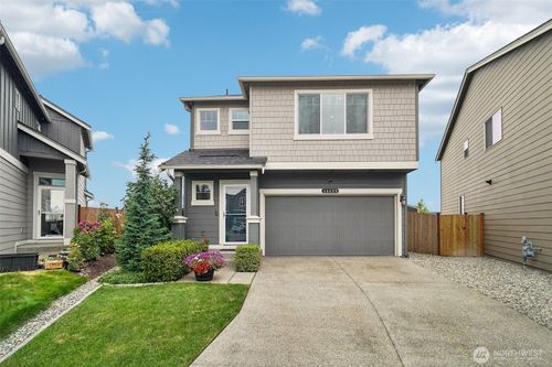 18625 108th Ave E, Puyallup, WA, 98374-5675 | Card Image
