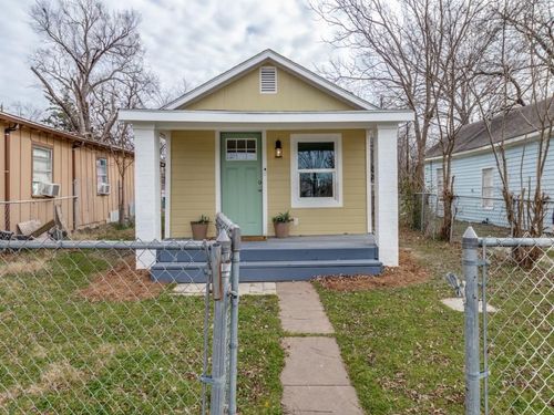 923 S First St, Sherman, TX, 75090-8001 | Card Image