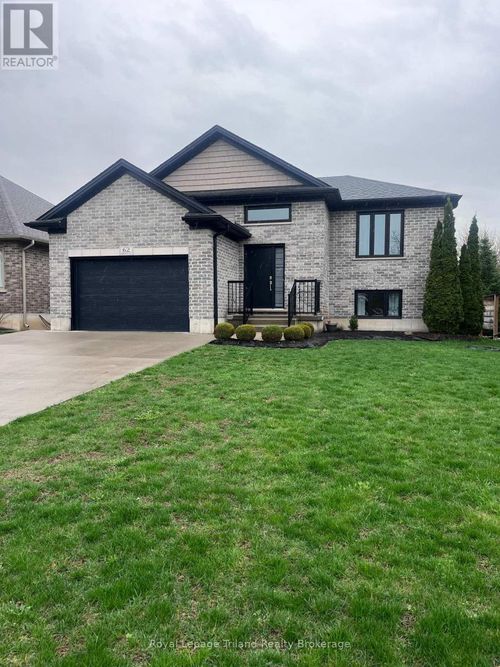 62 Brown St, Aylmer, ON, N5H3G6 | Card Image