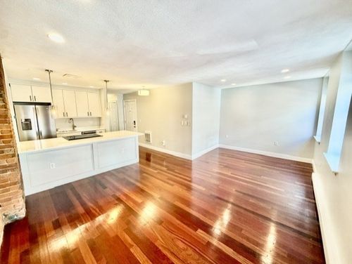 2-113 Fulton St, Boston, MA, 02109-1349 | Card Image