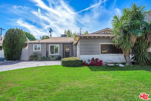 13452 Delano St, Van Nuys, CA, 91401-3030 | Card Image