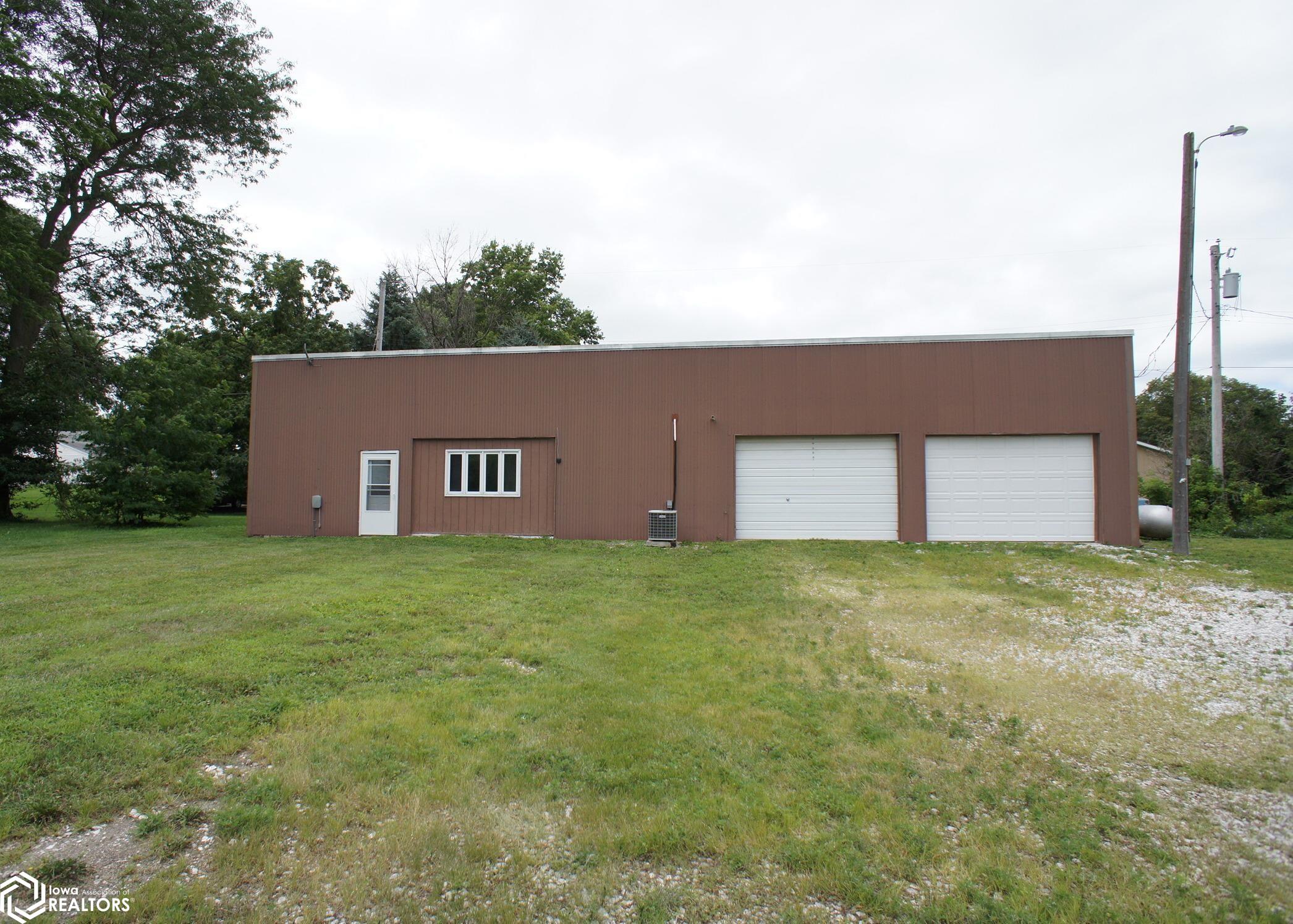 River St, Webster City, IA 50595