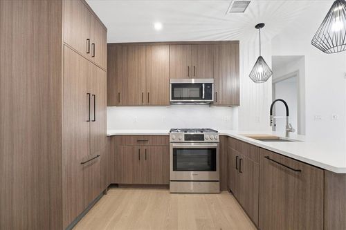 607-921 Madison St, Hoboken, NJ, 07030-6403 | Card Image