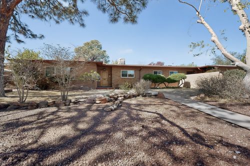 1511 Columbia Dr Ne, Albuquerque, NM, 87106-2634 | Card Image