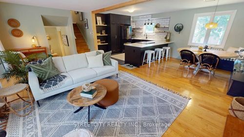 10 Milford Cres, London, ON, N5X1A8 | Card Image
