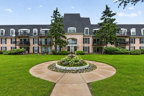 317-5200 Carriageway Dr, Rolling Meadows, IL, 60008-3935 | Card Image