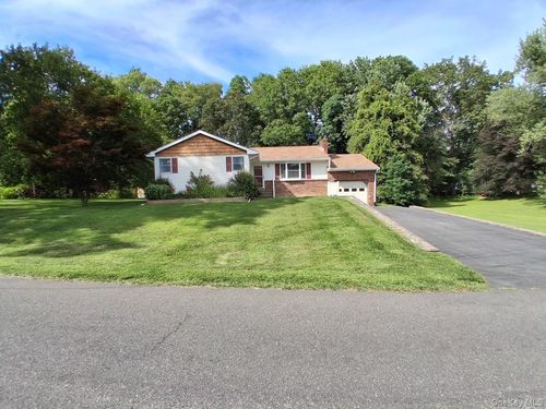 68 Albie Rd, Red Hook, NY, 12571-1150 | Card Image