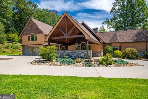 198 Stonecreek Dr, Franklin, NC, 28734-1357 | Card Image