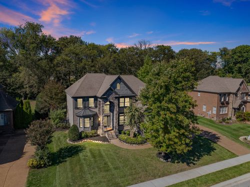 9092 Chardonnay Trce, Franklin, TN, 37067-8162 | Card Image