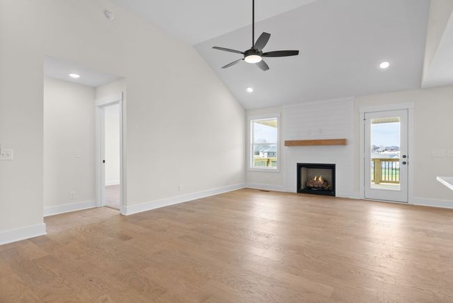 1569 Collins View Way, House other with 3 bedrooms, 2 bathrooms and 2 parking in Clarksville TN | Image 8