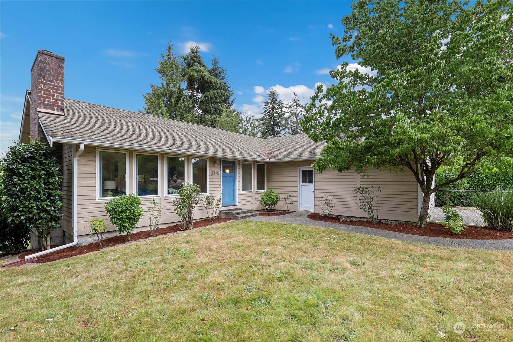 Wilkinson Ln, Gig Harbor, WA 98335