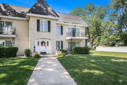 d2-2305 Martha St, Highland, IN, 46322-2353 | Card Image