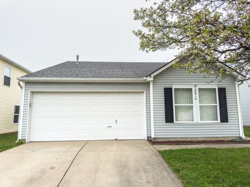 10814 Glenayr Dr, Camby, IN, 46113-8910 | Card Image