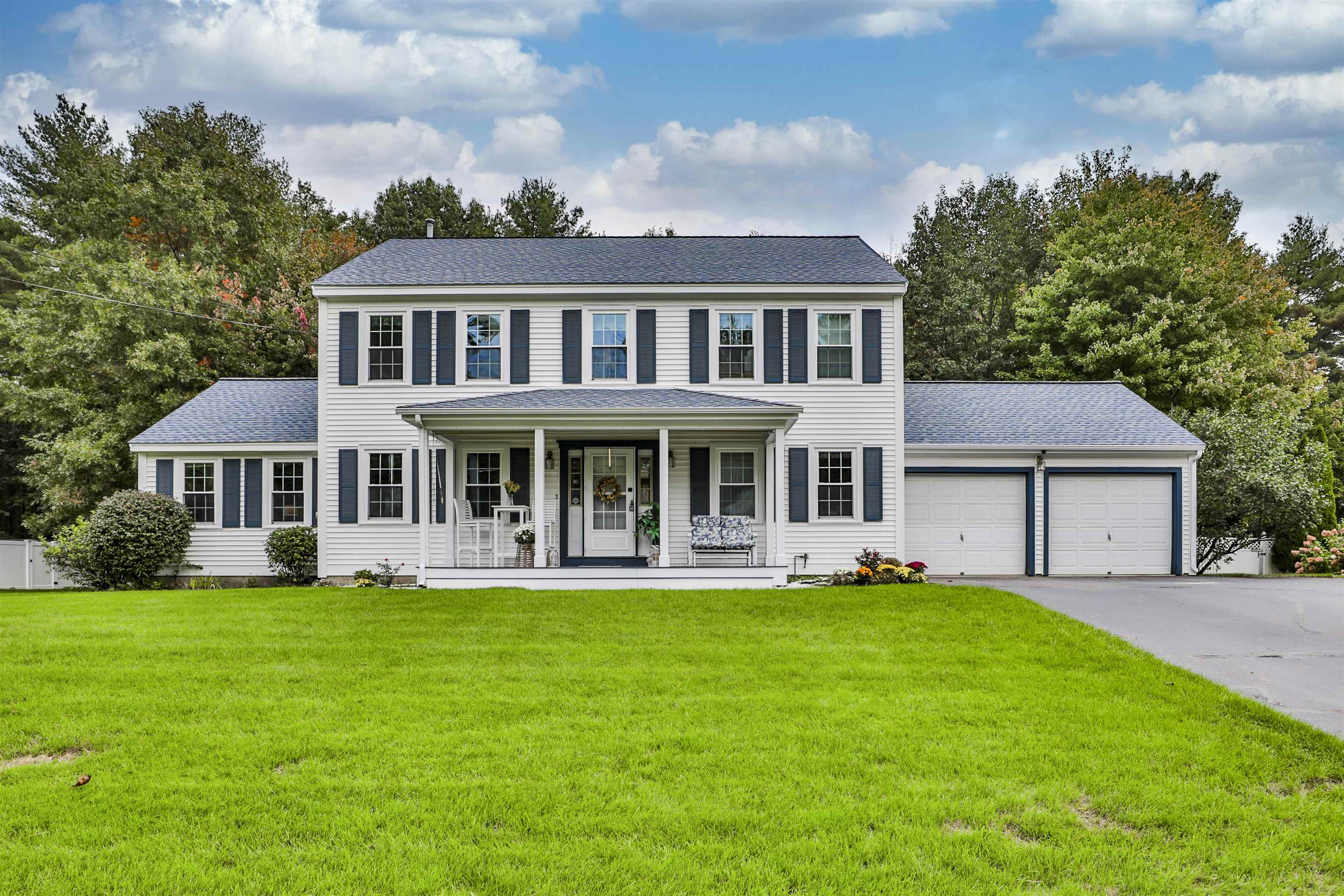 Sandstone Dr, Nashua, NH 03063