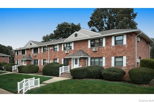 839-7-839 Lake Blvd, Lindenhurst, NY, 11757-2896 | Card Image