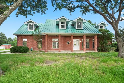 19250 Becker Rd, Hockley, TX, 77447-9319 | Card Image