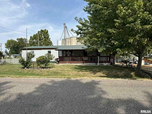 325 W Main St, Hull, IL, 62343-1026 | Card Image