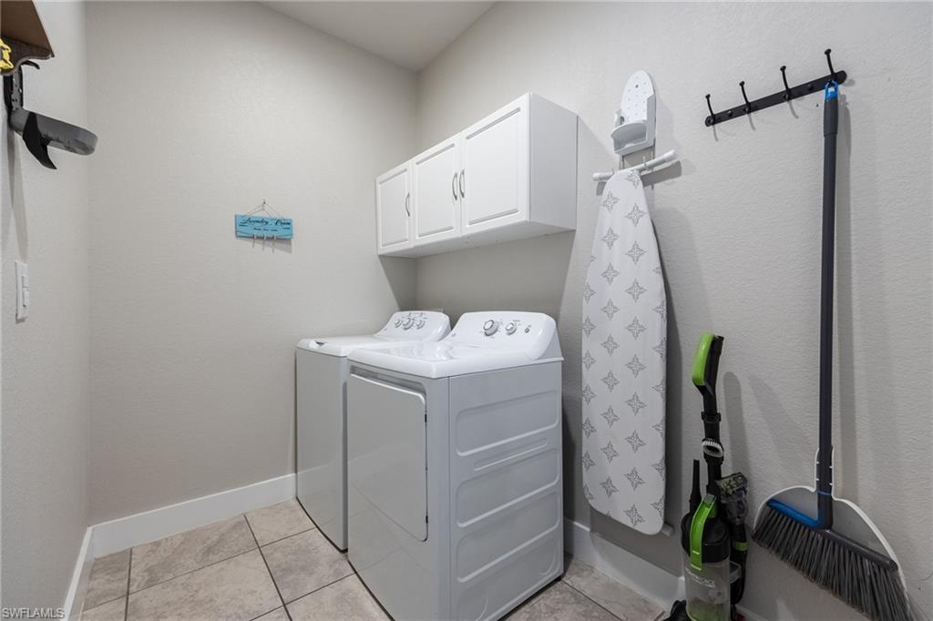 Residential in CAPE CORAL 4