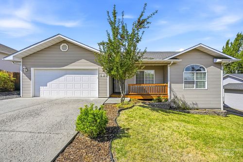 268 Quail Run Dr, Moscow, ID, 83843-8204 | Card Image