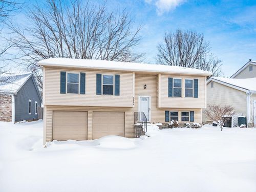 5632 Chesterview Drive, Galloway, OH, 43119 | Card Image