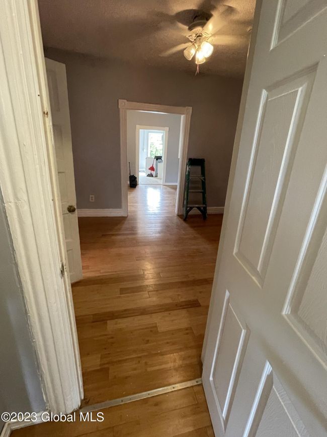 2nd floor 252 Morton Avenue, Sold in Albany Zoocasa