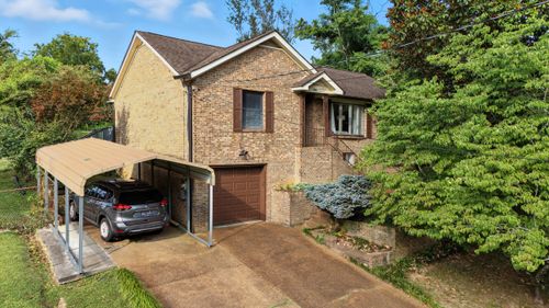 3606 Gleason Dr, Chattanooga, TN, 37412-1808 | Card Image