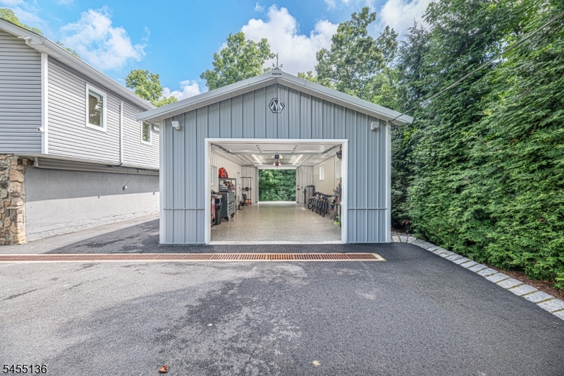 Residential in Vernon Twp. 4