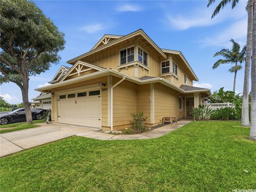 65-87-2201 Pakeke St, Waianae, HI, 96792-5403 | Card Image