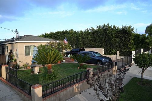 414 Gulf Ave, Wilmington, CA, 90744-5225 | Card Image