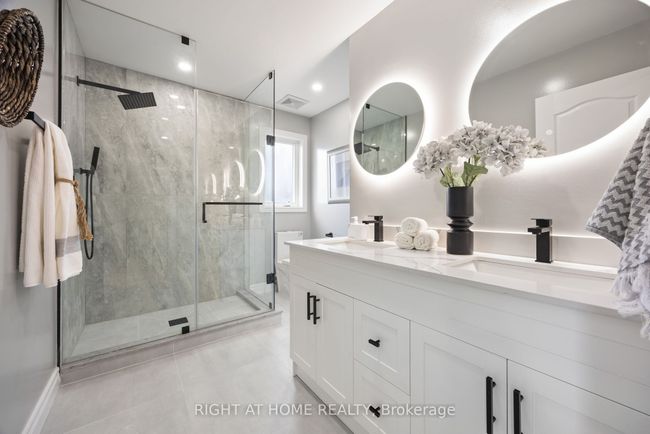 171 Edward Jeffreys Ave, House other with 5 bedrooms, 5 bathrooms and 4 parking in Markham ON | Image 38
