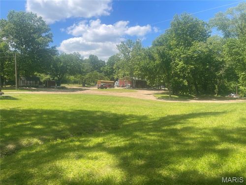 351 Arapaho Dr, Sullivan, MO, 63080-4251 | Card Image