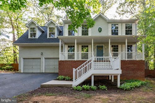 15 Twin Lake Ct, FREDERICKSBURG, VA, 22405-2891 | Card Image