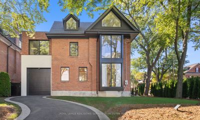 199 Balmoral Ave, House other with 6 bedrooms, 5 bathrooms and 6 parking in Toronto ON | Image 1