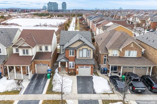 14 Robert Parkinson Dr, Brampton, ON, L7A0Y3 | Card Image