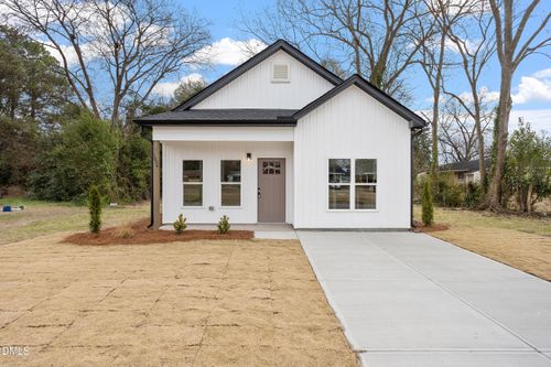 1006 N Center St, Goldsboro, NC, 27530-2004 | Card Image