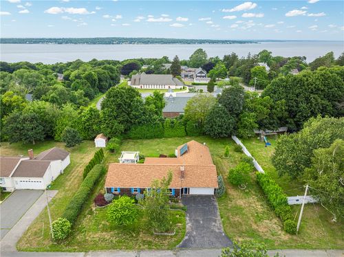 55 Souza Way, Portsmouth, RI, 02871-1318 | Card Image