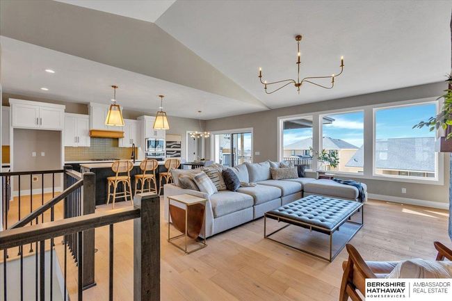 5510 N 212 Th Ave, House other with 5 bedrooms, 3 bathrooms and 4 parking in Elkhorn NE | Image 8
