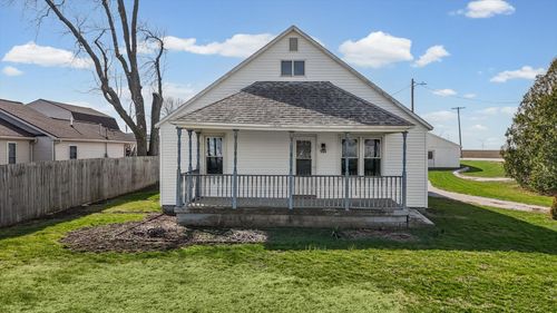 104 E Allen St, Allerton, IL, 61810-9780 | Card Image