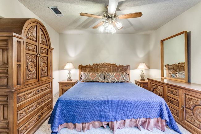 2nd bedroom upstairs with walk in closet | Image 9