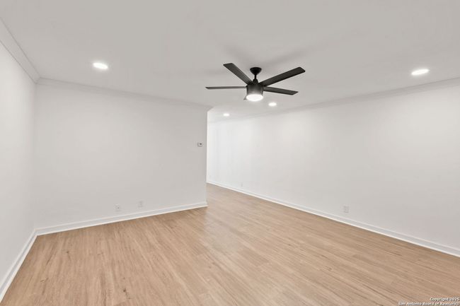 APT-101 - 2718 Old Field Dr, Townhouse with 2 bedrooms, 3 bathrooms and null parking in San Antonio TX | Image 14