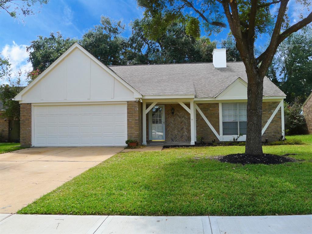 Country Park Dr, Katy, TX 77450