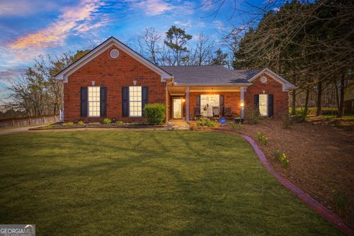 460 Flyway Ln, Winder, GA, 30680-8531 | Card Image