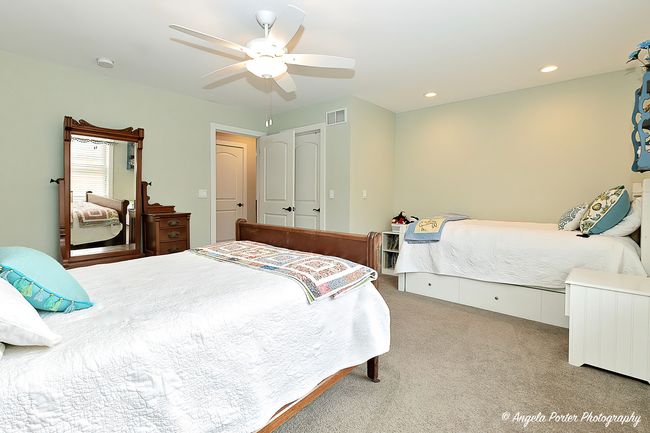 75 N Lake Ave, House other with 4 bedrooms, 4 bathrooms and 7 parking in Third Lake IL | Image 33
