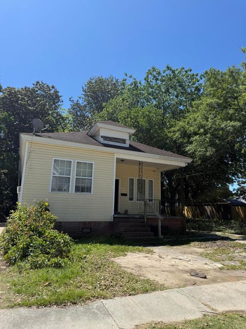 1811 Carlton Street, North Charleston, SC, 29405 | Card Image