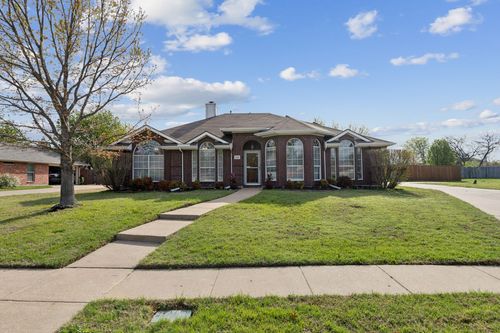 320 Banbury Dr, Murphy, TX, 75094-4296 | Card Image