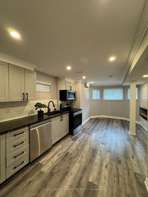 bsmt-39 Upper Canada Crt, Georgetown, ON, L7G0L1 | Card Image