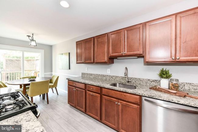 14552 Eddy Ct, Townhouse with 3 bedrooms, 4 bathrooms and null parking in CENTREVILLE VA | Image 15