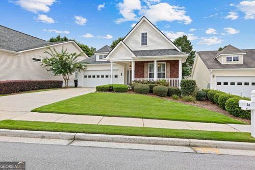 24 Hampshire Ln, Newnan, GA, 30265-6058 | Card Image
